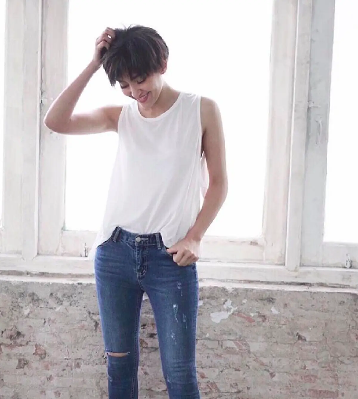 ส่องภาพ “เบลล่า” กับลุคผมสั้นสวยแซ่บ ทะมัดทะแมง