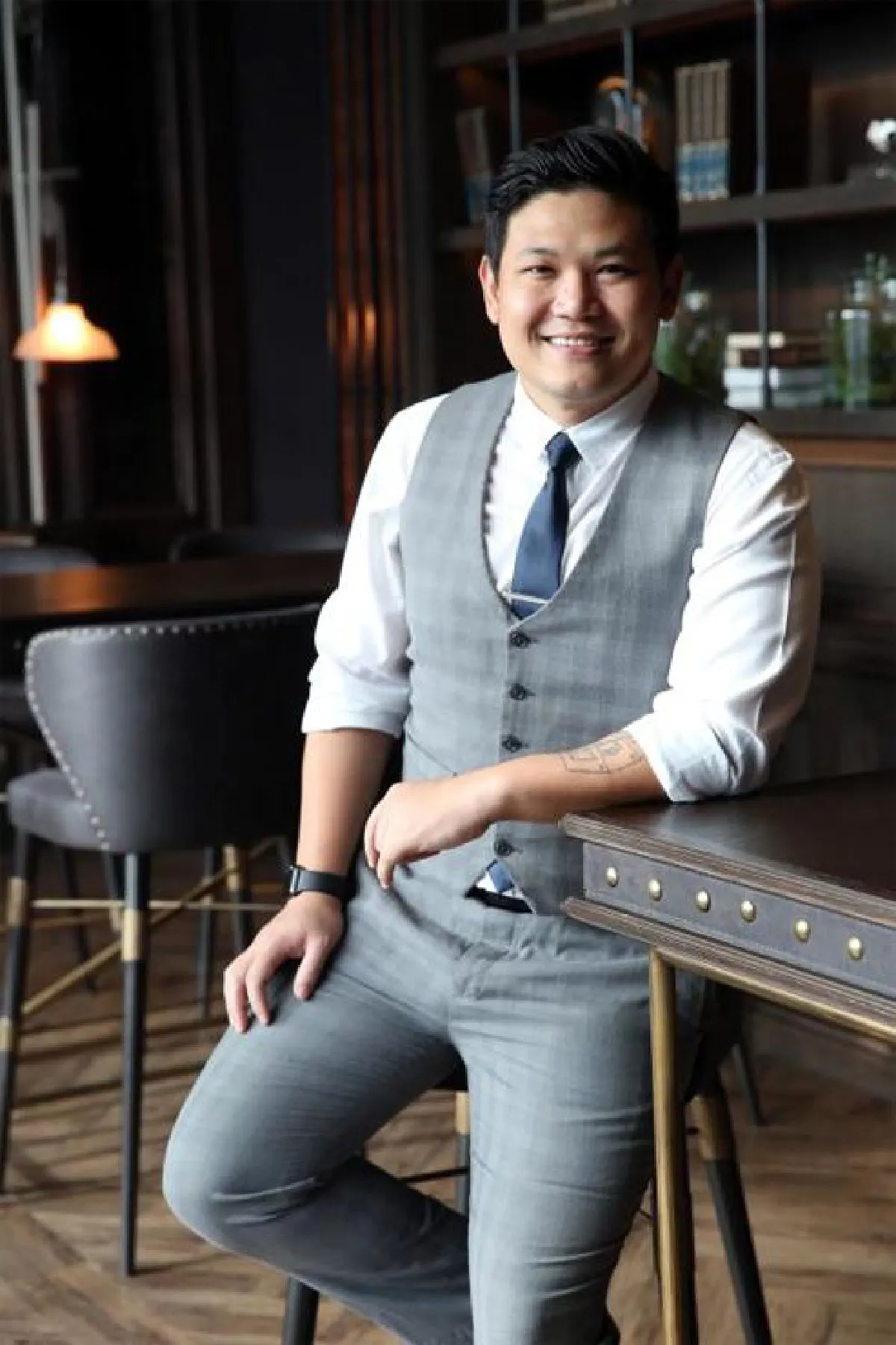 โรจนัสถ์ เจริญศรี อดีตทหารเรืออเมริกา กับค็อกเทลแก้วพิเศษที่ชงจากชีวิต