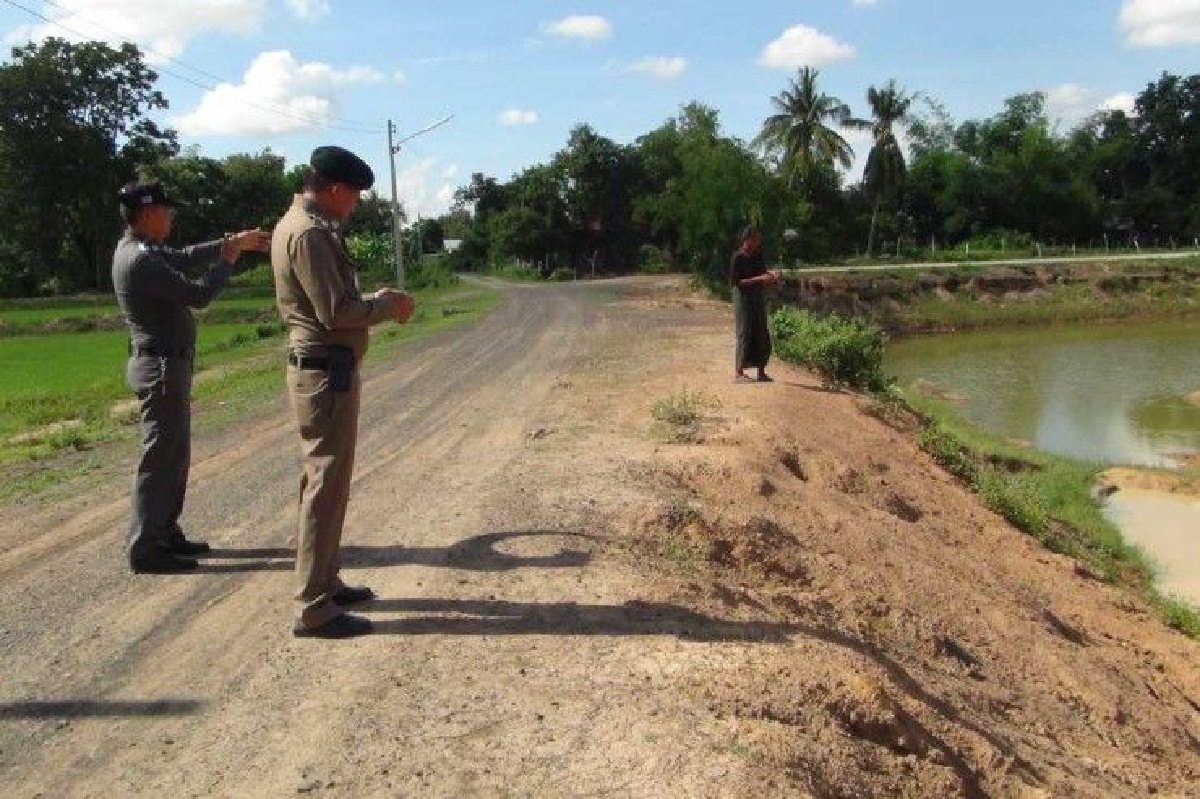 ตร.เผยคดีเด็กหญิงที่บุรีรัมย์เป็นการเล่นกันของเด็กไม่มีการข่มขืน ตร.เผยคดีเด็กหญิงที่บุรีรัมย์เป็นการเล่นกันของเด็กไม่มีการข่มขืน