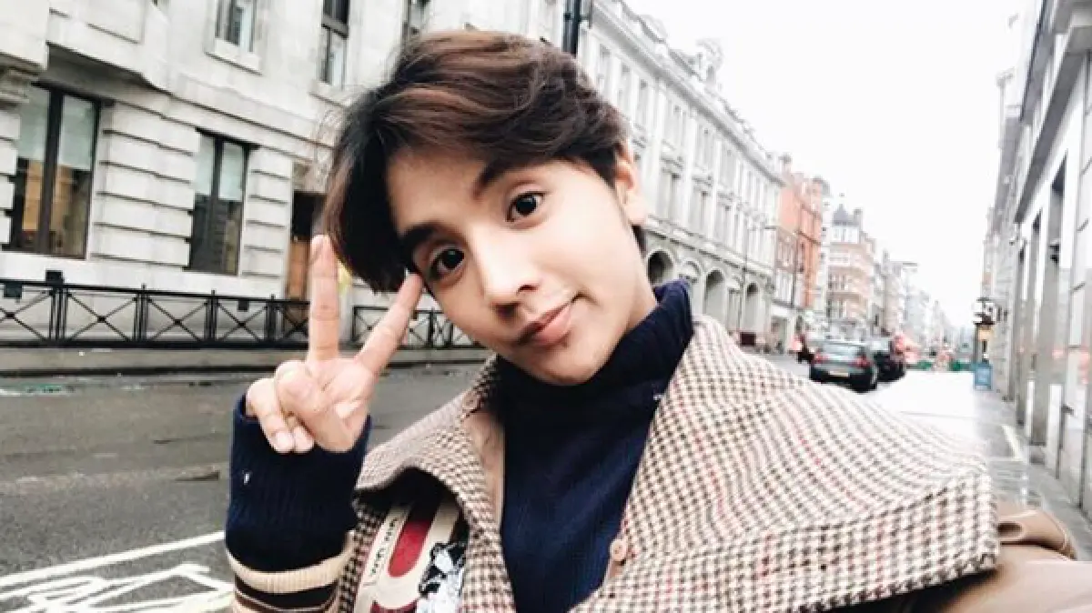 สวยจนตะลึง! เมื่อ “ลุกซ์”  น้องชาย "ใบเตย” ลุกขึ้นมาแต่งหญิงจัดเต็ม