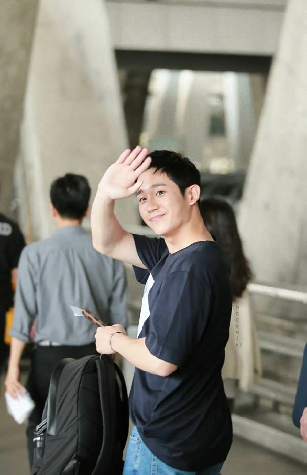 ถึงไทยแล้ว! จองแฮอิน พร้อมเสิร์ฟรอยยิ้มละลายหัวใจแฟนๆชาวไทย