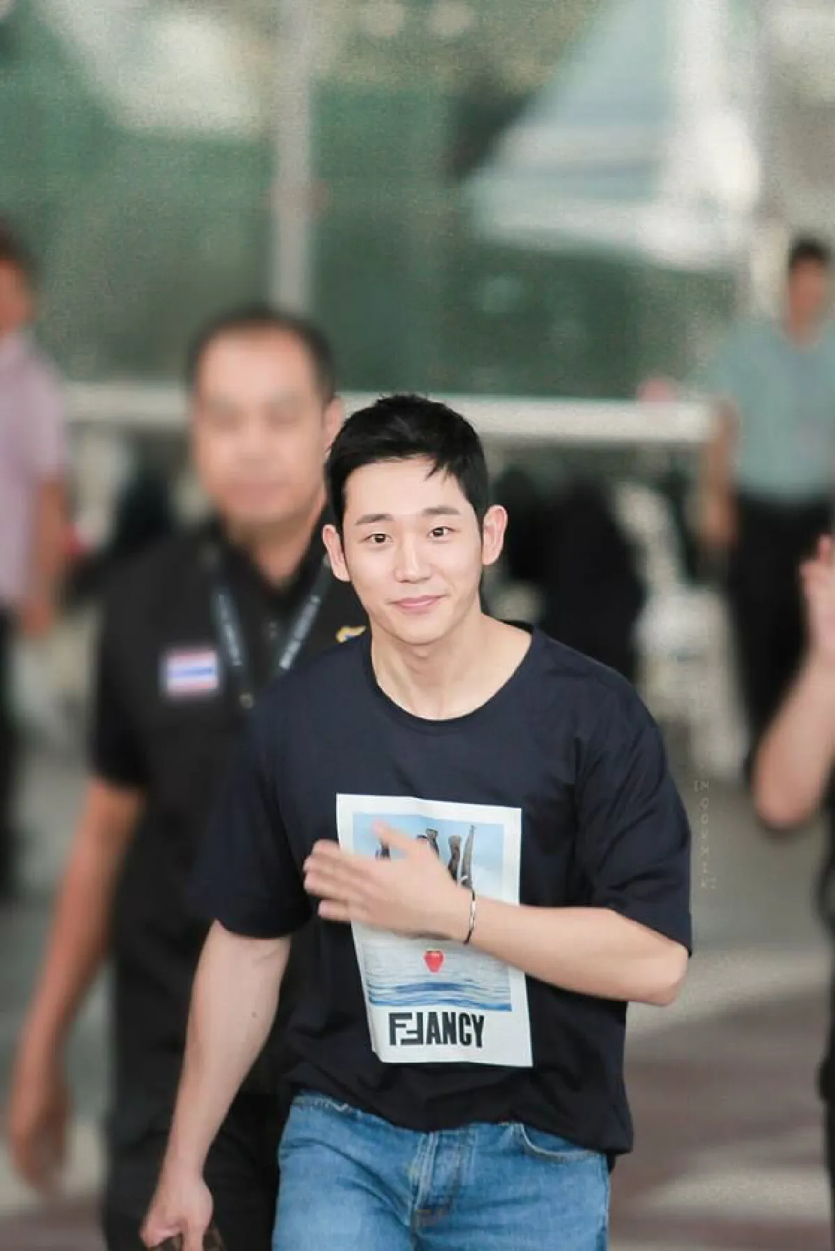 ถึงไทยแล้ว! จองแฮอิน พร้อมเสิร์ฟรอยยิ้มละลายหัวใจแฟนๆชาวไทย