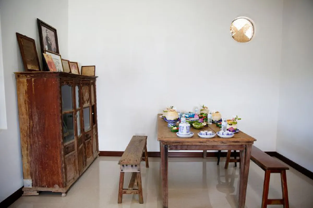 นั่งรถไฟจะไป ‘วังกรด’ เงียบสงบและเชื่องช้า