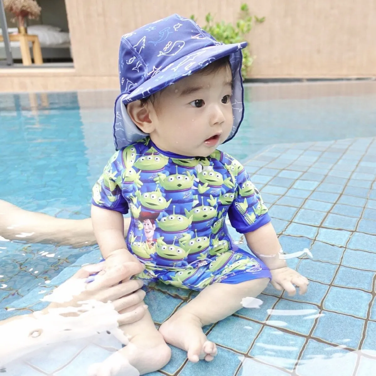 น้องอคิณ ลูกชาย แม่เนย โชติกา ฉายแววหล่อโอปป้าตั้งแต่เด็ก