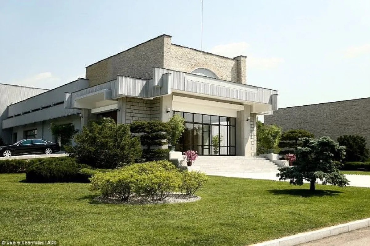 สื่อรัสเซียเผยภาพแรกคฤหาสน์สุดหรูท่านผู้นำคิมจองอึน