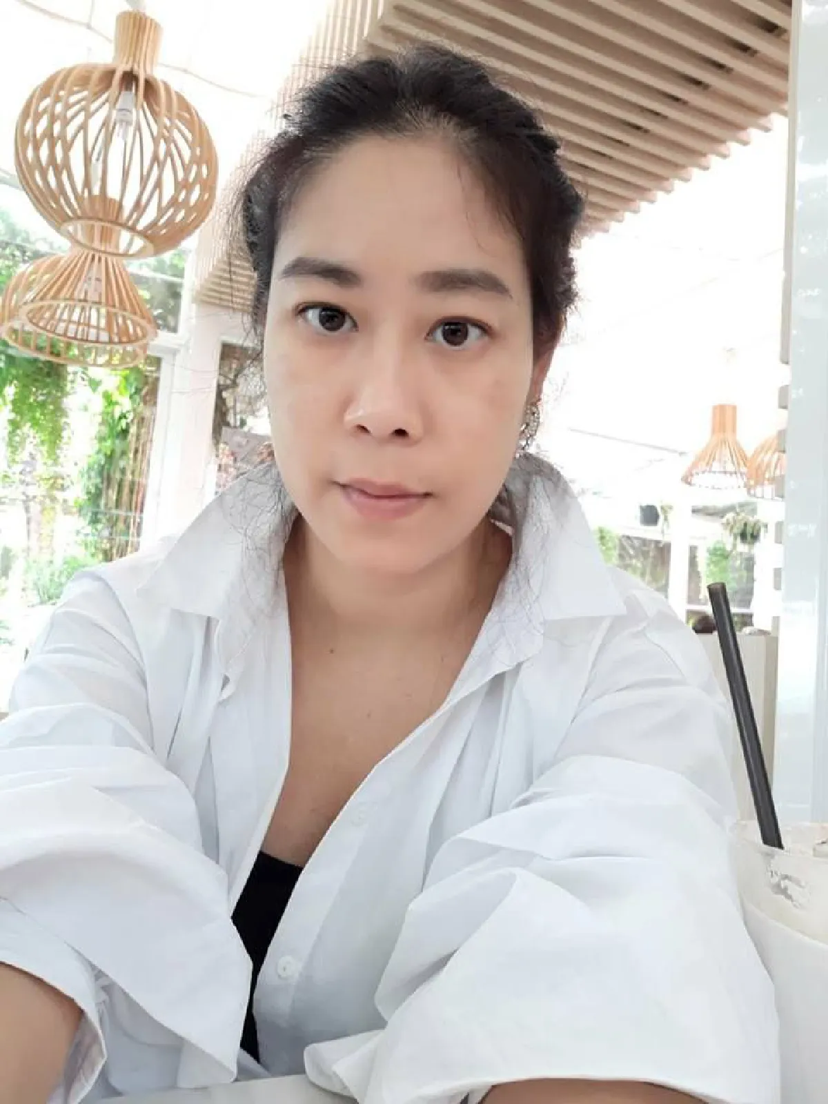 "ร่างทรง" องค์เทพผู้คลายทุกข์หรือคนบ้าจอมลวงโลก