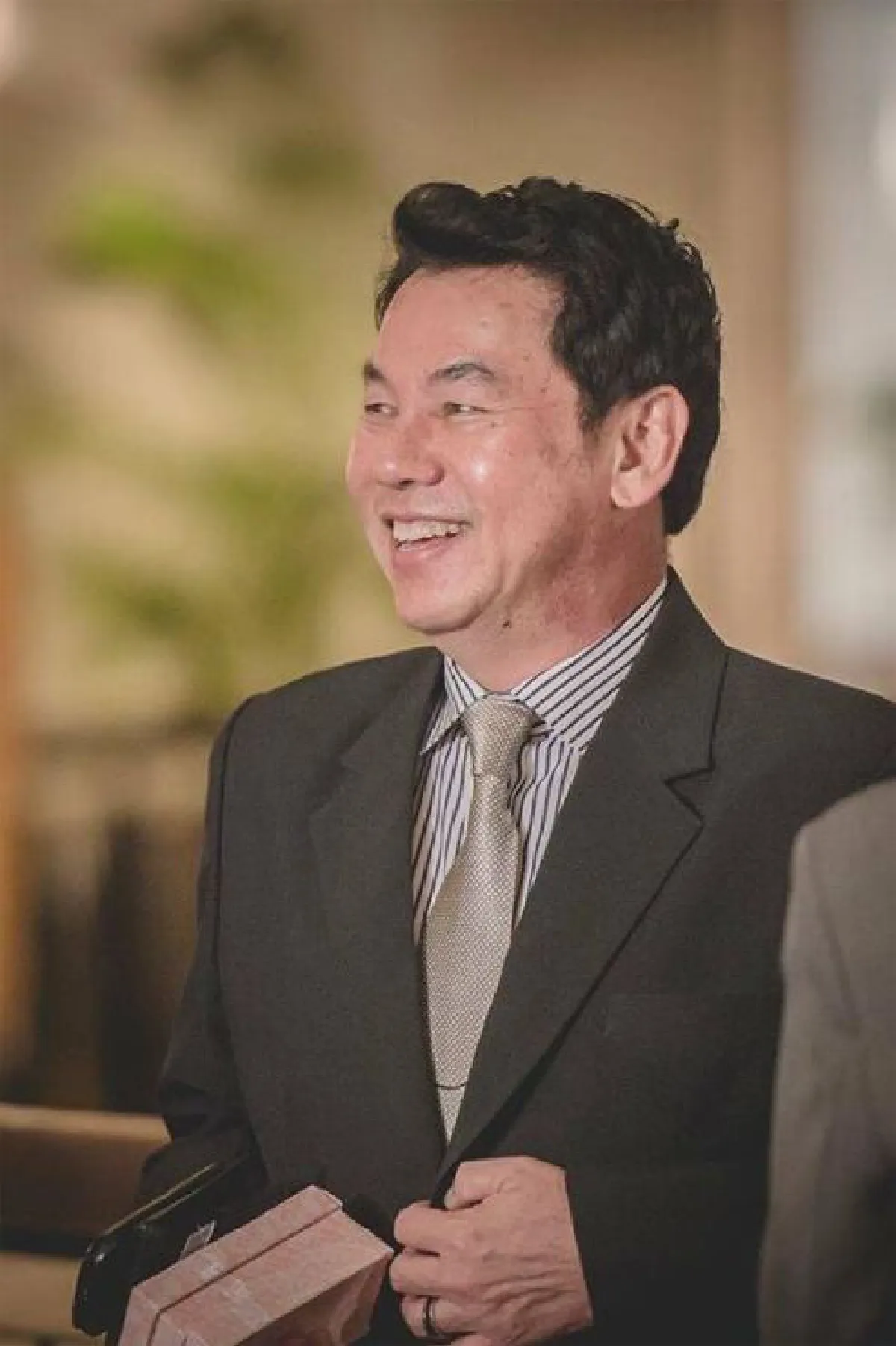 ‘อยู่แบบพอดี มีแบบพอเพียง’