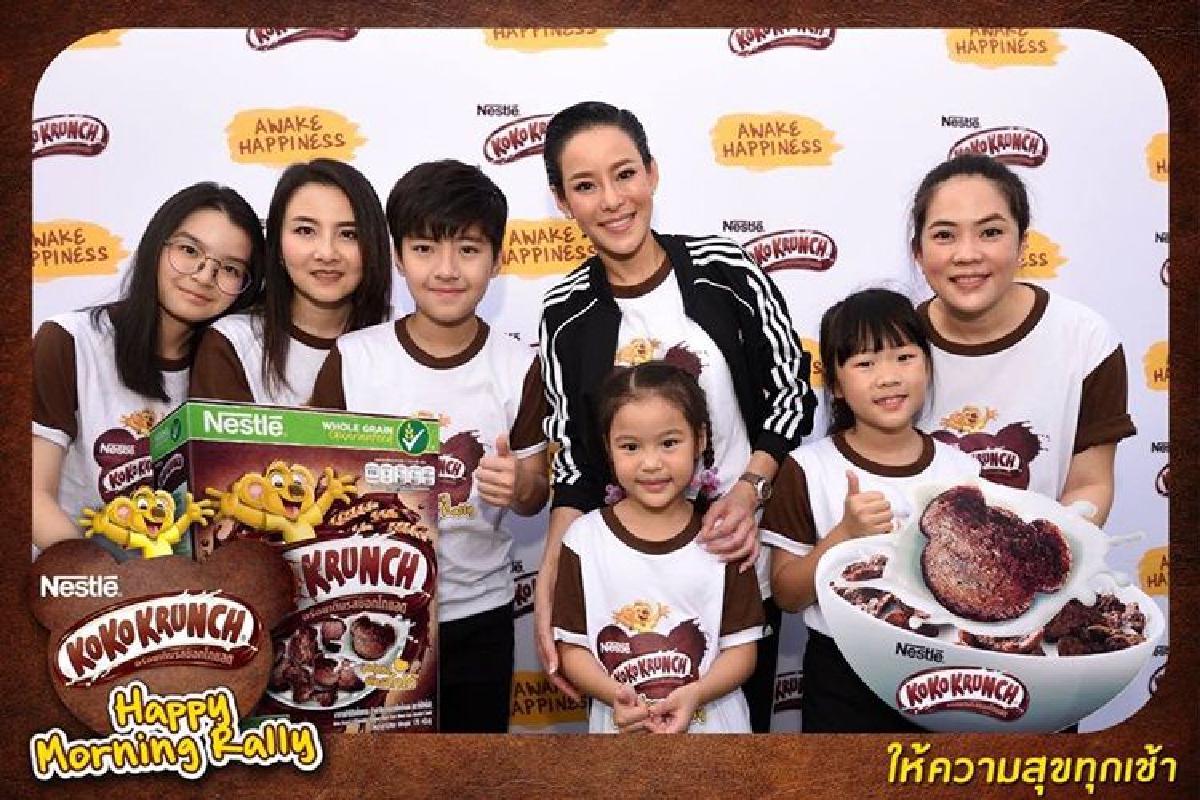 ได้เวลาเติมความสุขให้มื้อเช้า! โกโก้ครั้นช์ เดินหน้าภารกิจใหม่ ชูอาหารเช้าซีเรียลรูปทรงพี่หมีโกโก้ใหม่ช่วยคุณแม่ "ให้ความสุขทุกเช้า" กับลูกๆ ได้เวลาเติมความสุขให้มื้อเช้า! โกโก้ครั้นช์ เดินหน้าภารกิจใหม่ ชูอาหารเช้าซีเรียลรูปทรงพี่หมีโกโก้ใหม่ช่วยคุณแม่ "ให้ความสุขทุกเช้า" กับลูกๆ