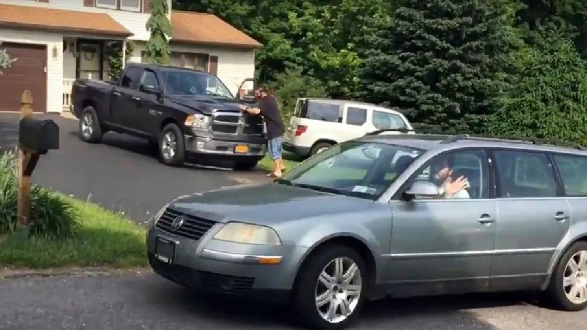 หนุ่มวัย 30 ถูกพ่อแม่ฟ้องไล่ออกจากบ้าน ยอมย้ายออกแล้ว