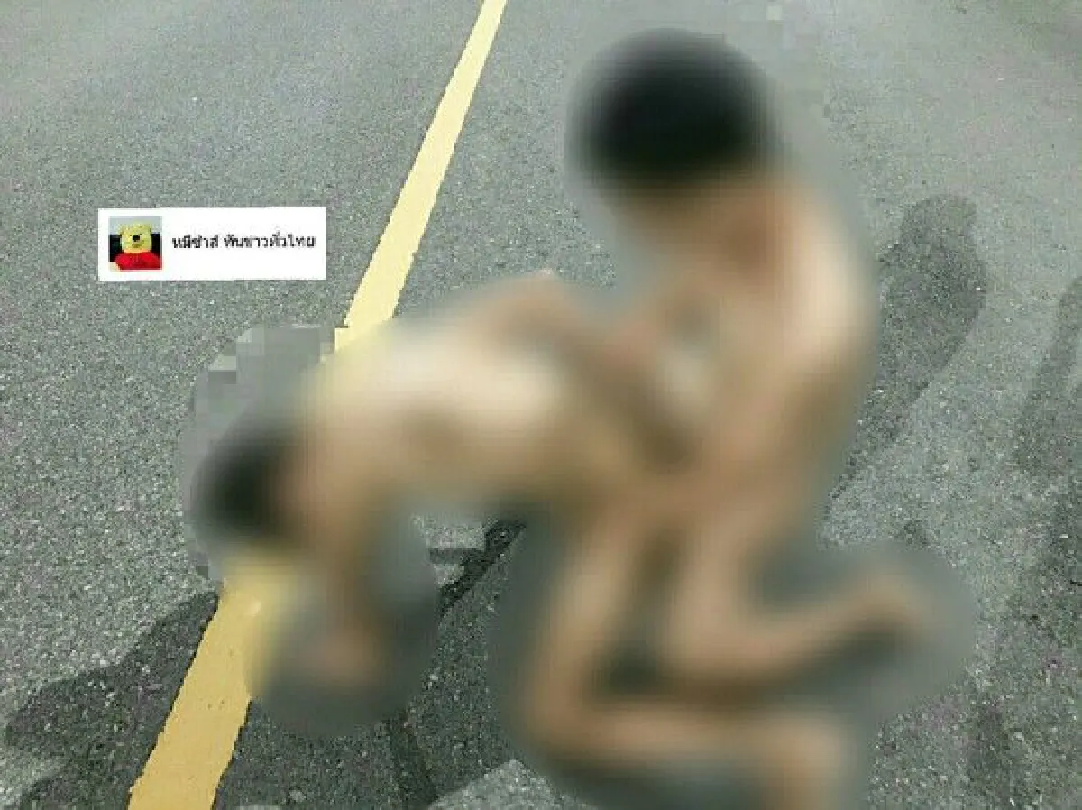 กลุ่มชายสุดคึกเปลือยกายถ่ายรูปกลางป่าชายเลน-ทำท่ามีเซ็กส์บนถนน