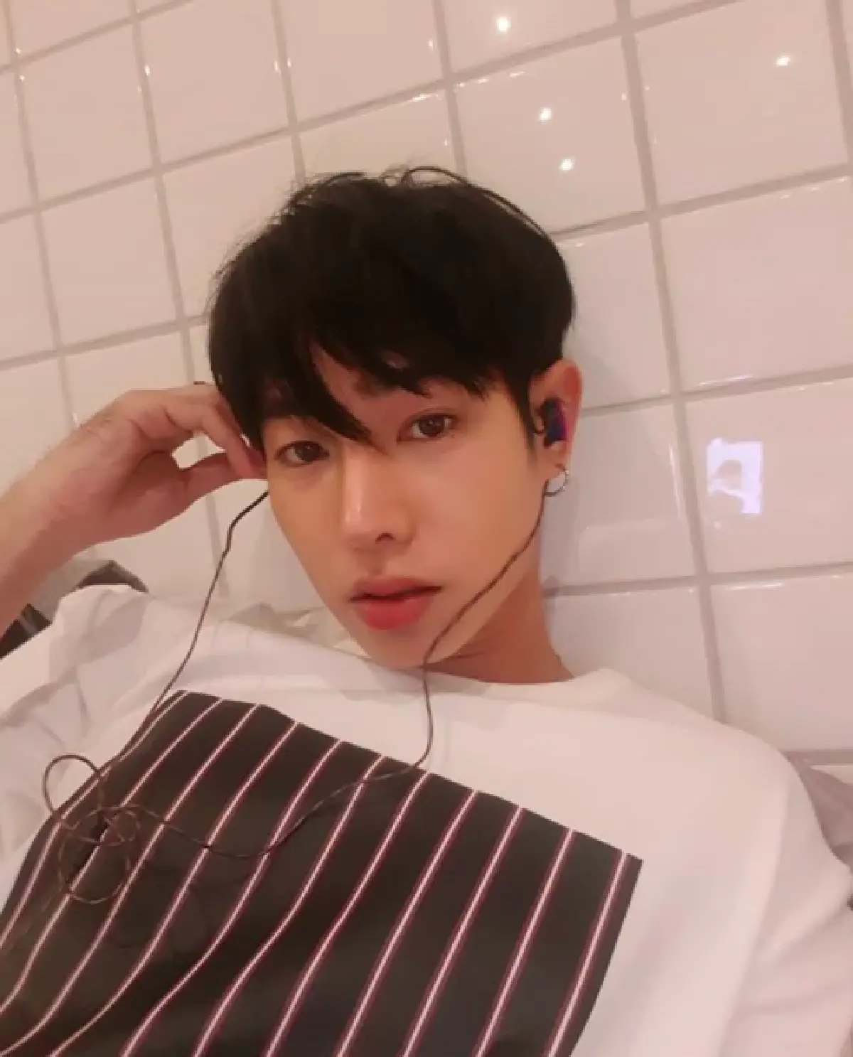 ประทับใจมาก! “เป๊ก ผลิตโชค” ขอฝากตัวเป็นอากาเซด้วย หลังร่วมงาน “แบมแบม GOT7”