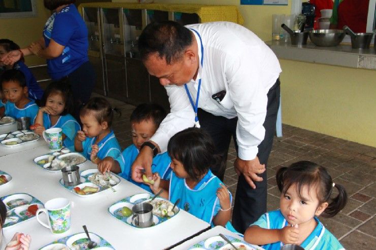 หัวหินสุ่มตรวจอาหารกลางวันโรงเรียนป้องกันปัญหาทุจริต หัวหินสุ่มตรวจอาหารกลางวันโรงเรียนป้องกันปัญหาทุจริต