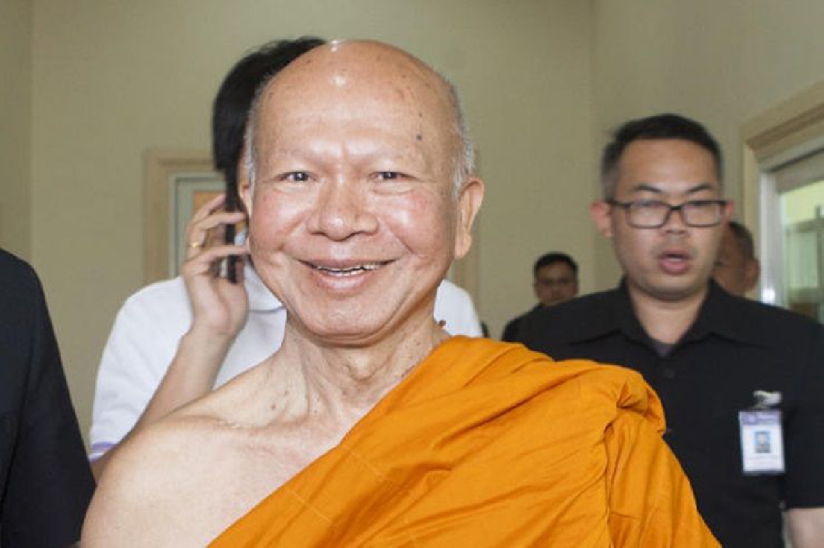ตม.แจงตำรวจด่านไม่ได้พาอดีตพระพรหมเมธีหนี ตม.แจงตำรวจด่านไม่ได้พาอดีตพระพรหมเมธีหนี