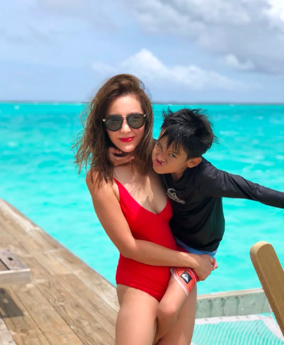 คุณแม่ยังแซ่บ “นาเดีย” ขอโชว์เซ็กซี่ในบิกินี่ลายเสือ เที่ยวทะเลมัลดีฟส์