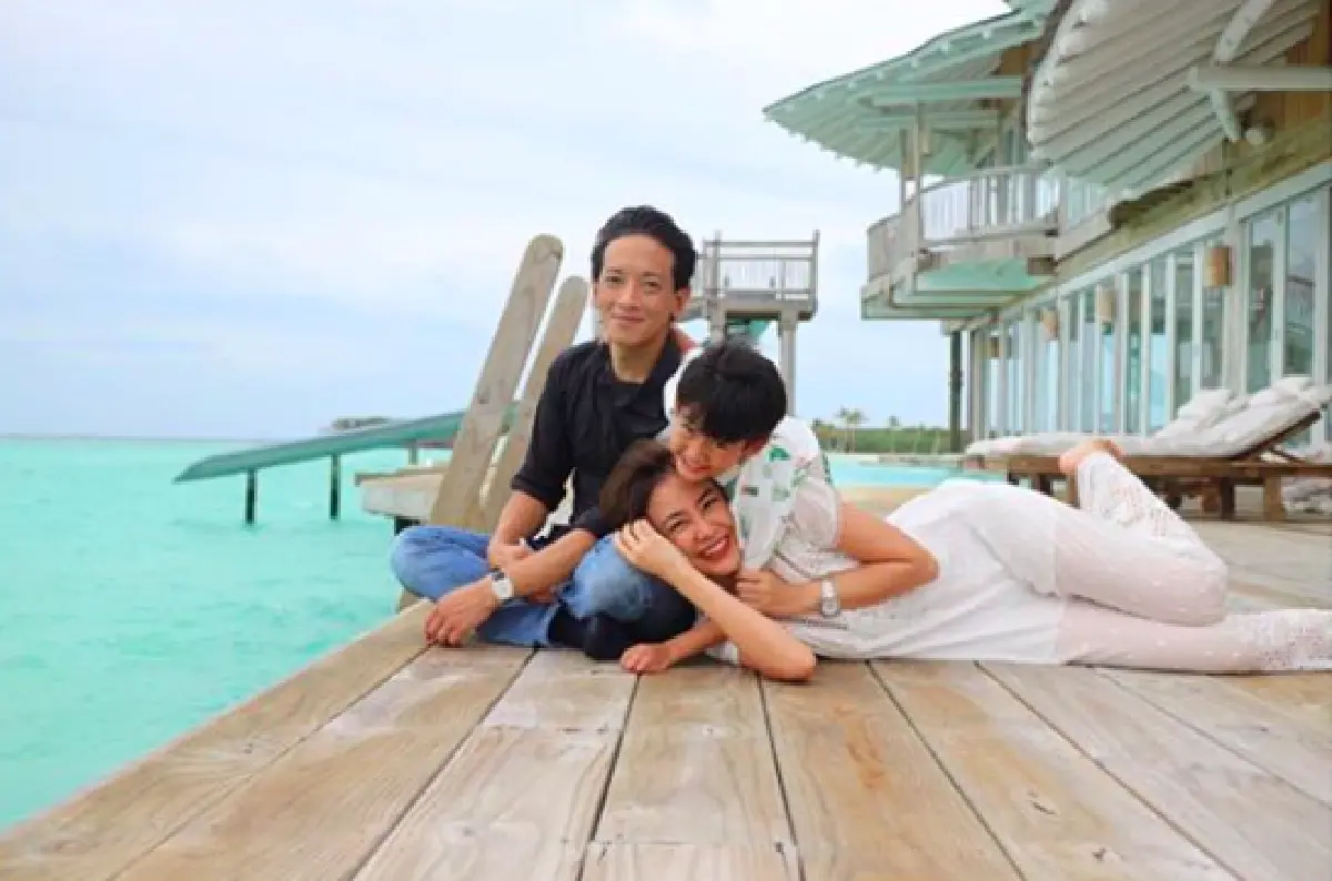 คุณแม่ยังแซ่บ “นาเดีย” ขอโชว์เซ็กซี่ในบิกินี่ลายเสือ เที่ยวทะเลมัลดีฟส์