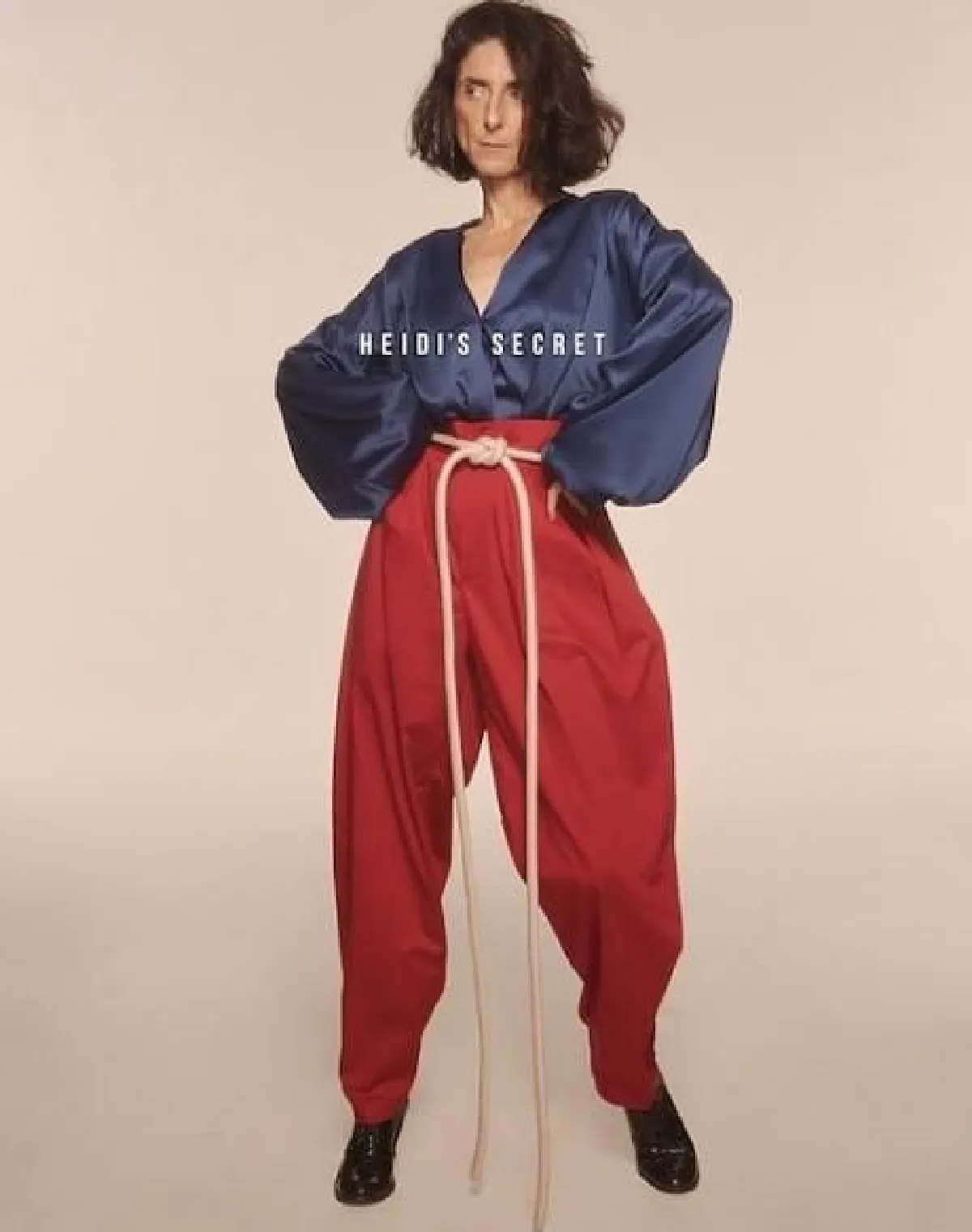 ลูกๆหลบไปก่อน! คุณแม่ชิน ชินวุฒ ปรับลุคเท่เป็นซุปเปอร์โมเดลรุ่นเก๋า