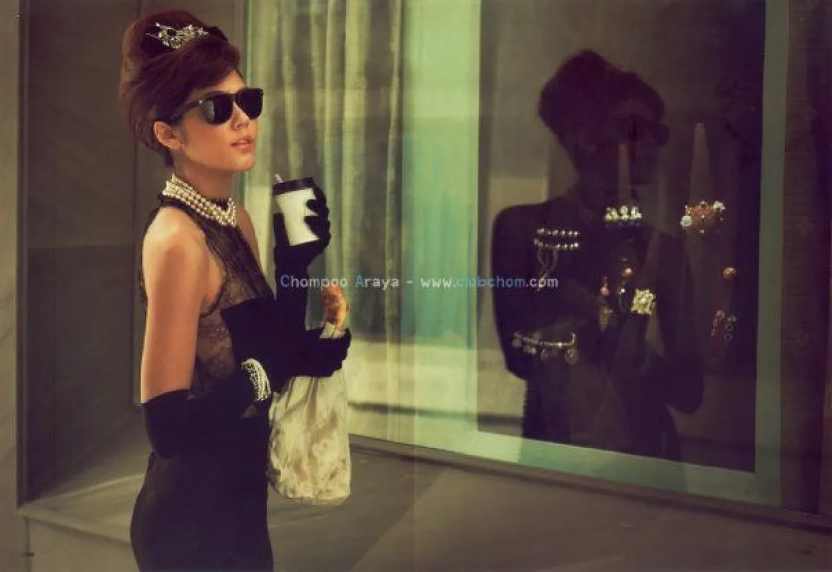 ใครเหมือนกว่ากัน!? ส่องภาพ "Audrey Hepburn” ฉบับไทย