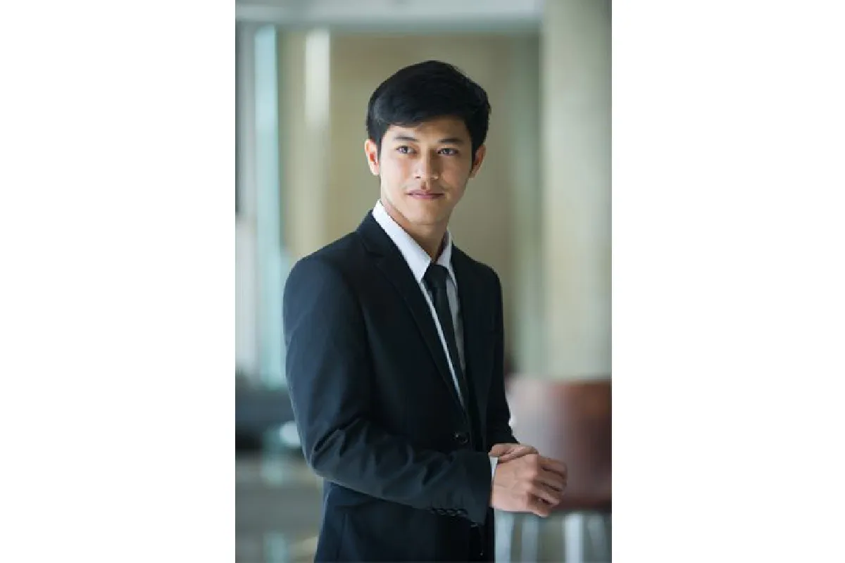 "ถ้าไม่มีกฎหมาย สังคมคงยุ่งเหยิง เพราะผู้คนเอาตัวเองเป็นที่ตั้งมากกว่านี้" มุมความคิด ศิริวัฒน์ คำสิงห์นอก ศิษย์เก่านิติฯ ม.กรุงเทพ ผู้สอบเนติฯ อันดับ 1 ของประเทศด้วยคะแนนเกียรตินิยม