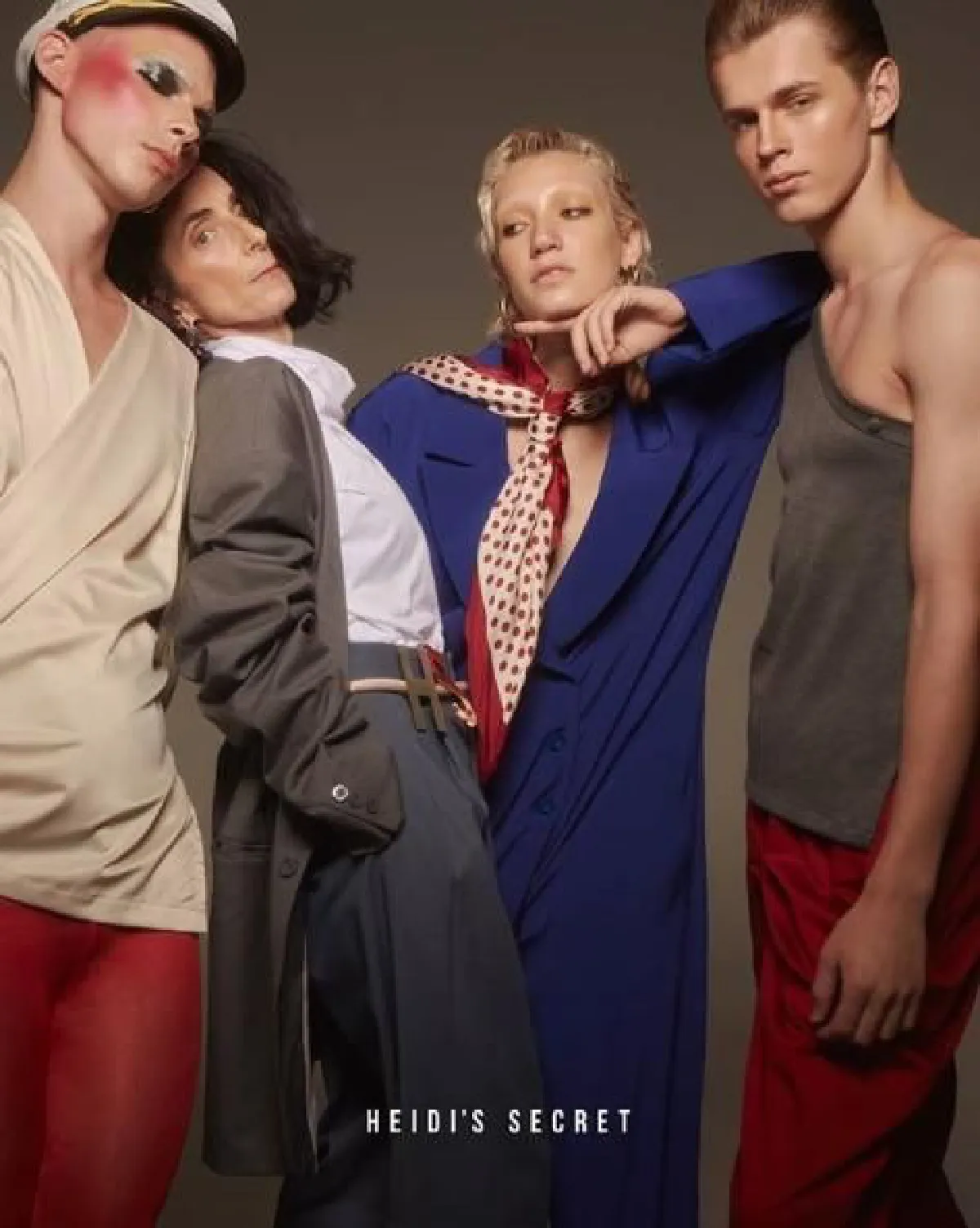 ลูกๆหลบไปก่อน! คุณแม่ชิน ชินวุฒ ปรับลุคเท่เป็นซุปเปอร์โมเดลรุ่นเก๋า