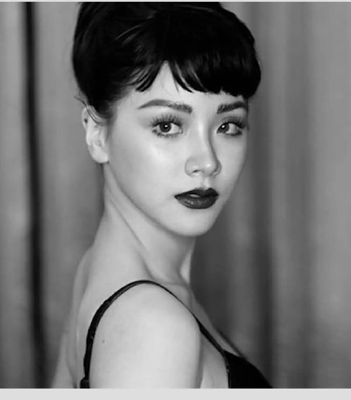 ใครเหมือนกว่ากัน!? ส่องภาพ "Audrey Hepburn” ฉบับไทย