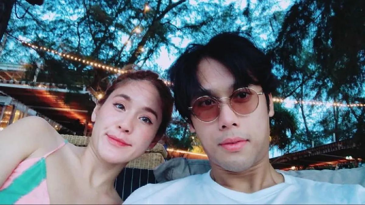 หวานปนแซ่บ! จิ๊บ ปกฉัตร ควงแฟนหนุ่มรุ่นน้องสวีทริมทะเล