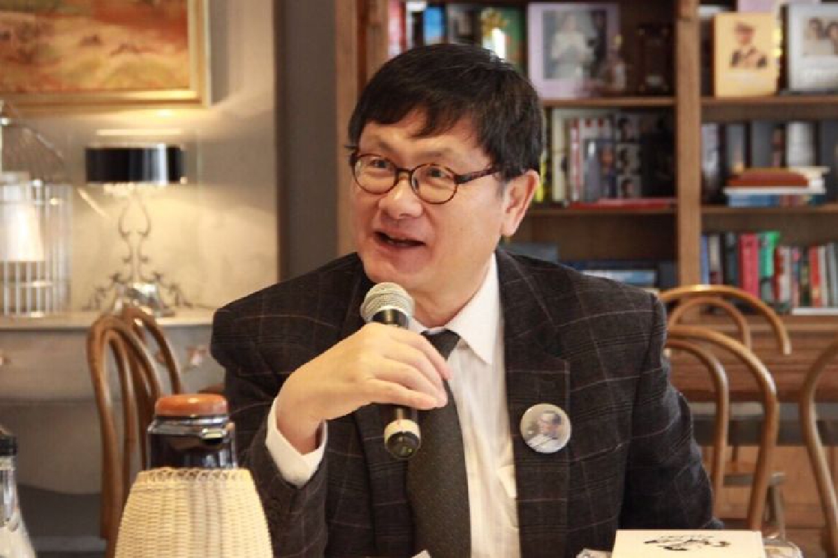 "เอนก"อธิบายอุดมการณ์รชป. ชูผู้ว่าฯมาจากประชาชนเทียบเท่ารัฐมนตรี "เอนก"อธิบายอุดมการณ์รชป. ชูผู้ว่าฯมาจากประชาชนเทียบเท่ารัฐมนตรี
