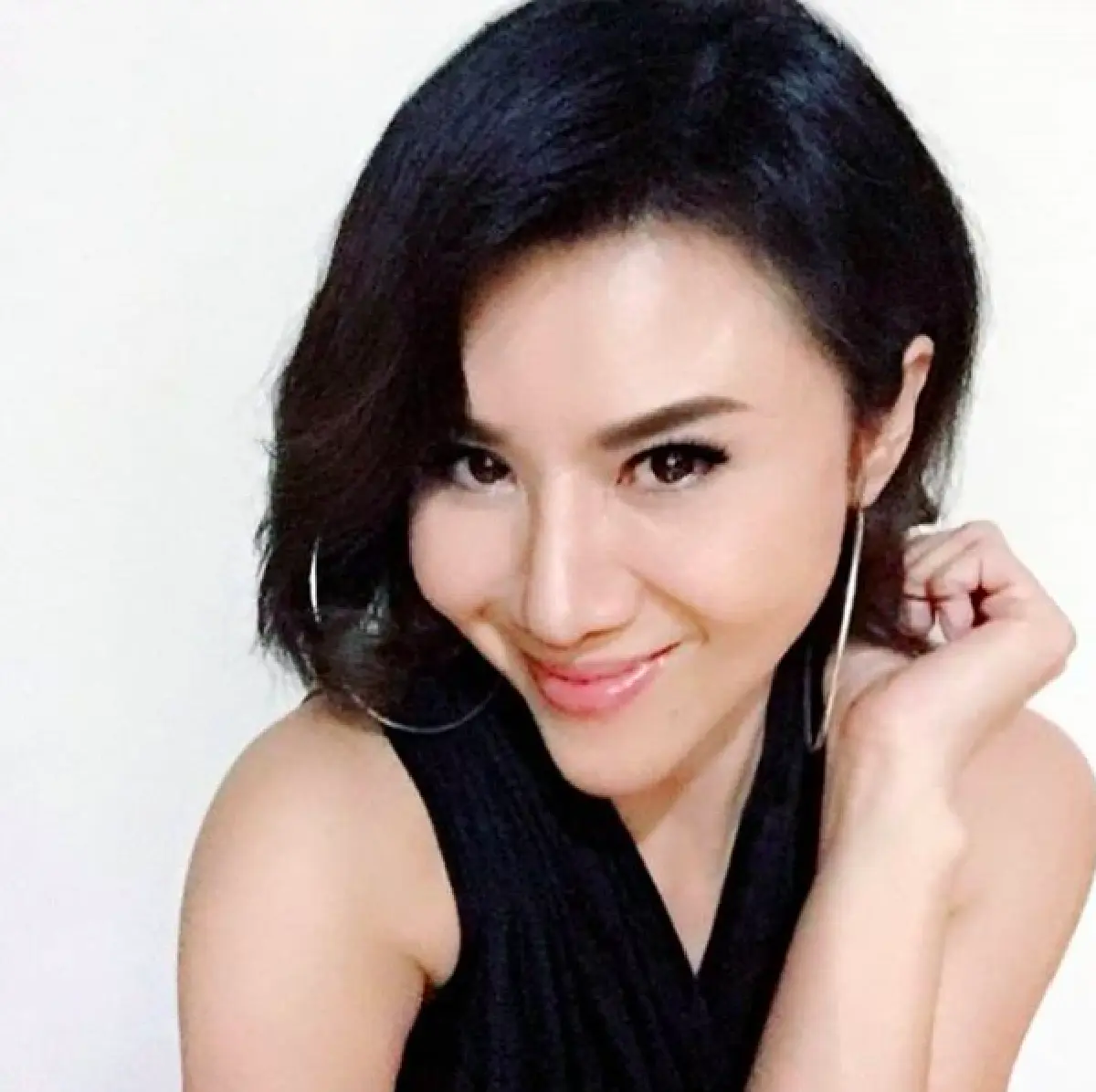 ชีวิตที่ลงตัว “สุ่ย พรนภา” กับครอบครัวแสนอบอุ่น ในวัย 44  ปี