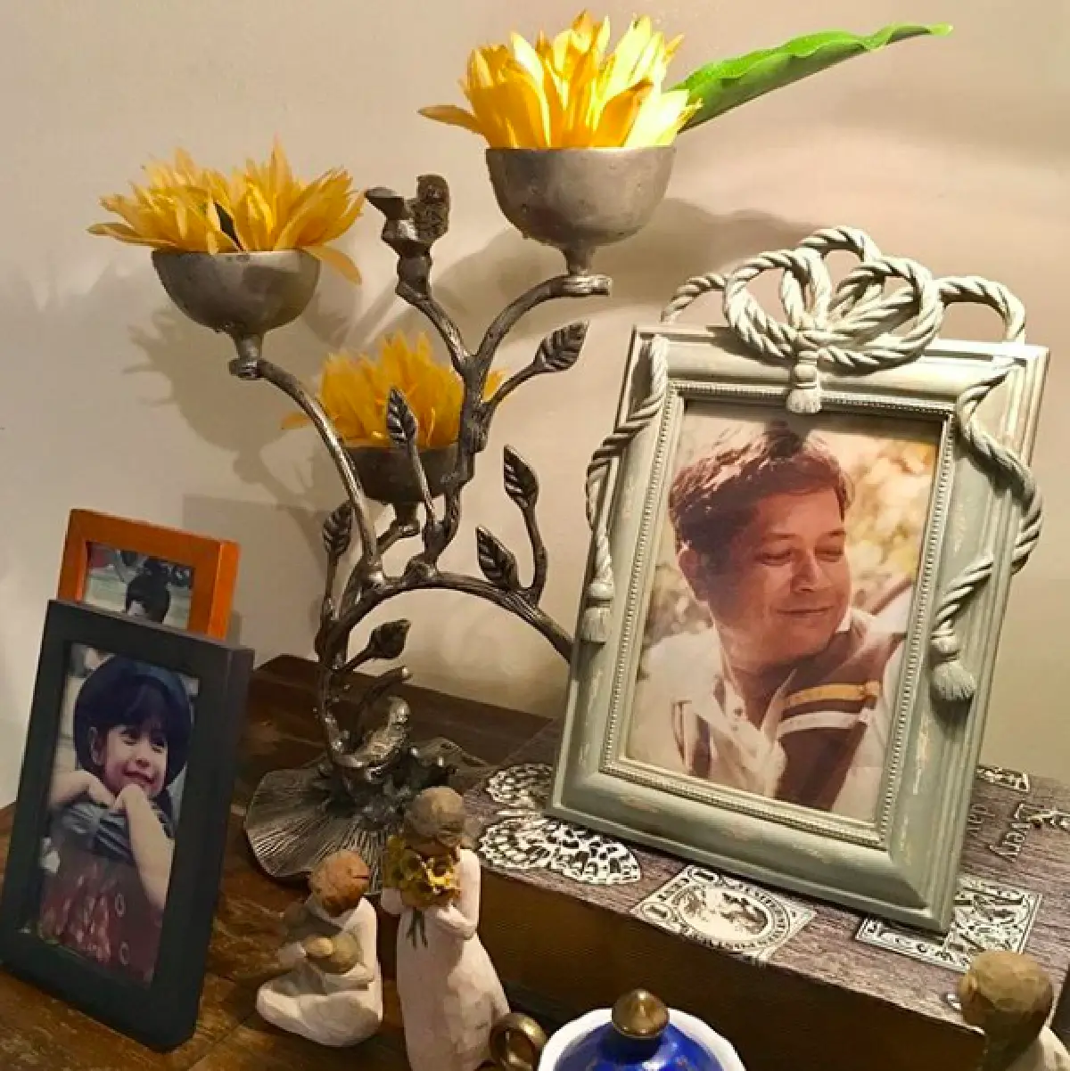 “แอม เสาวลักษณ์” เผยเหตุผลที่ทำให้ไม่สามารถร้องเพลง "ความทรงจำ” ต่อไปได้