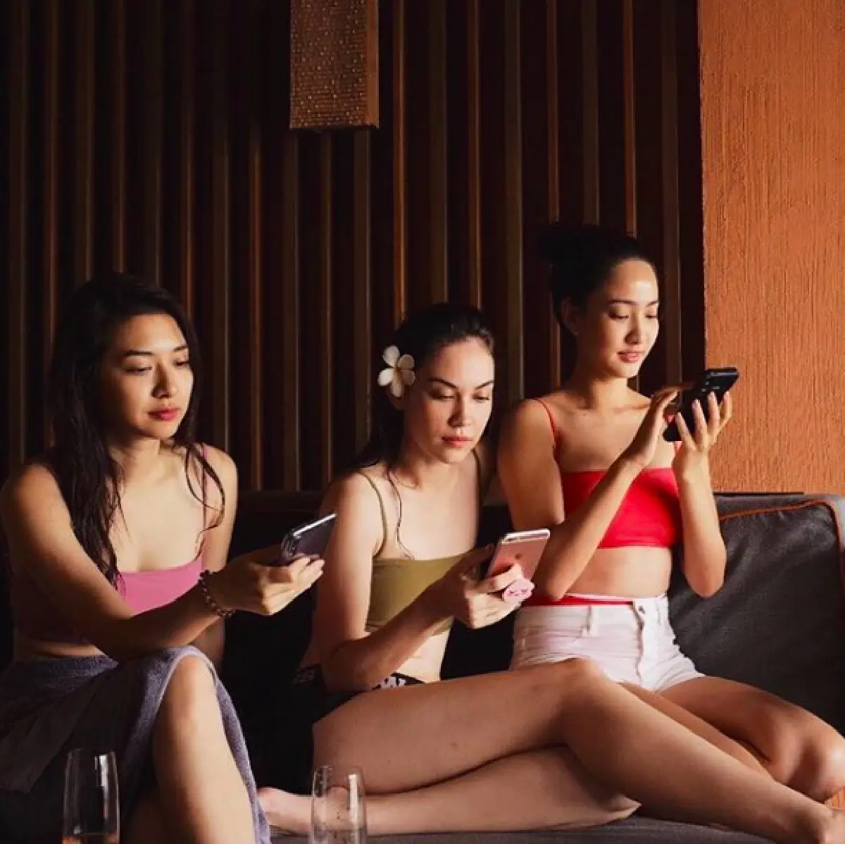 นางเอกตัวท็อป “แต้ว-แมท-มิว-มิ้นต์” รวมตัวเที่ยวทะเลภูเก็ต พร้อมอวดความเซ็กซี่เบาๆ