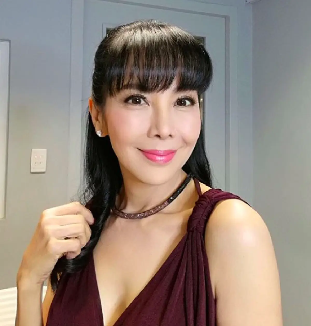 ชาวเน็ตแห่ชื่นชม “ตั๊ก มยุรา” ทั้งสวยและมารยาทดีมากมาก