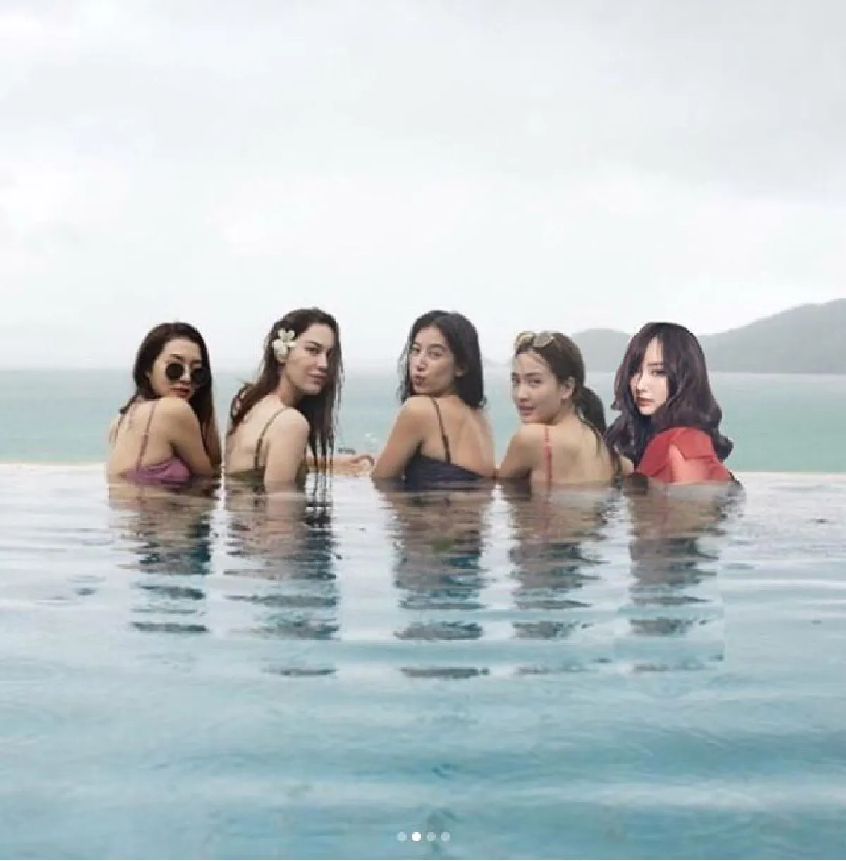 จะฮาไปไหน! เต้ย จรินทร์พร อดไปทะเลกับแก๊งนางเอกแต่มีรูปหมู่