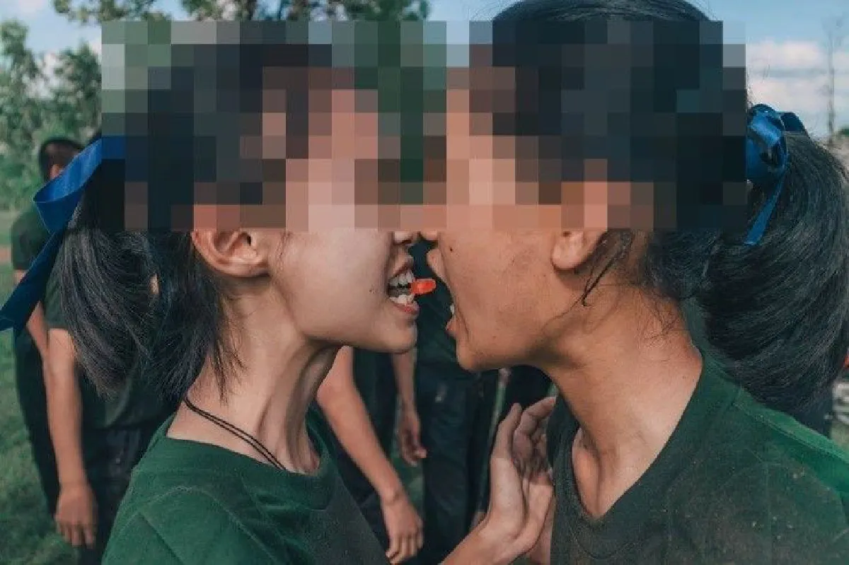 "แอนตี้โซตัส" เผยภาพ รด.เล่นกิจกรรมส่งต่อลูกอมด้วยปาก