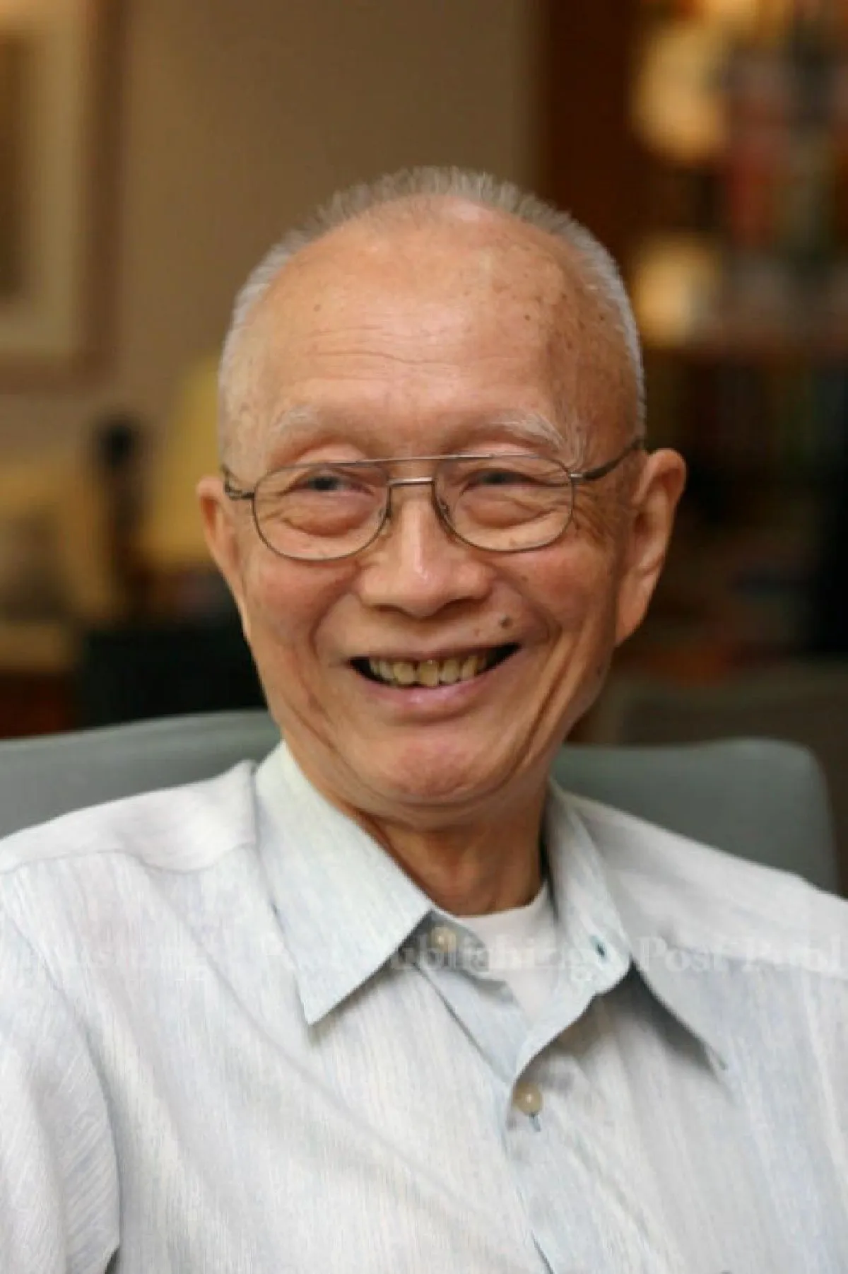 "วสิษฐ"อดีตตำรวจราชสำนัก ร.9 "ผมตายแล้วเกิดใหม่ ประเทศไทยก็ยังต้องมีสถาบันกษัตริย์"