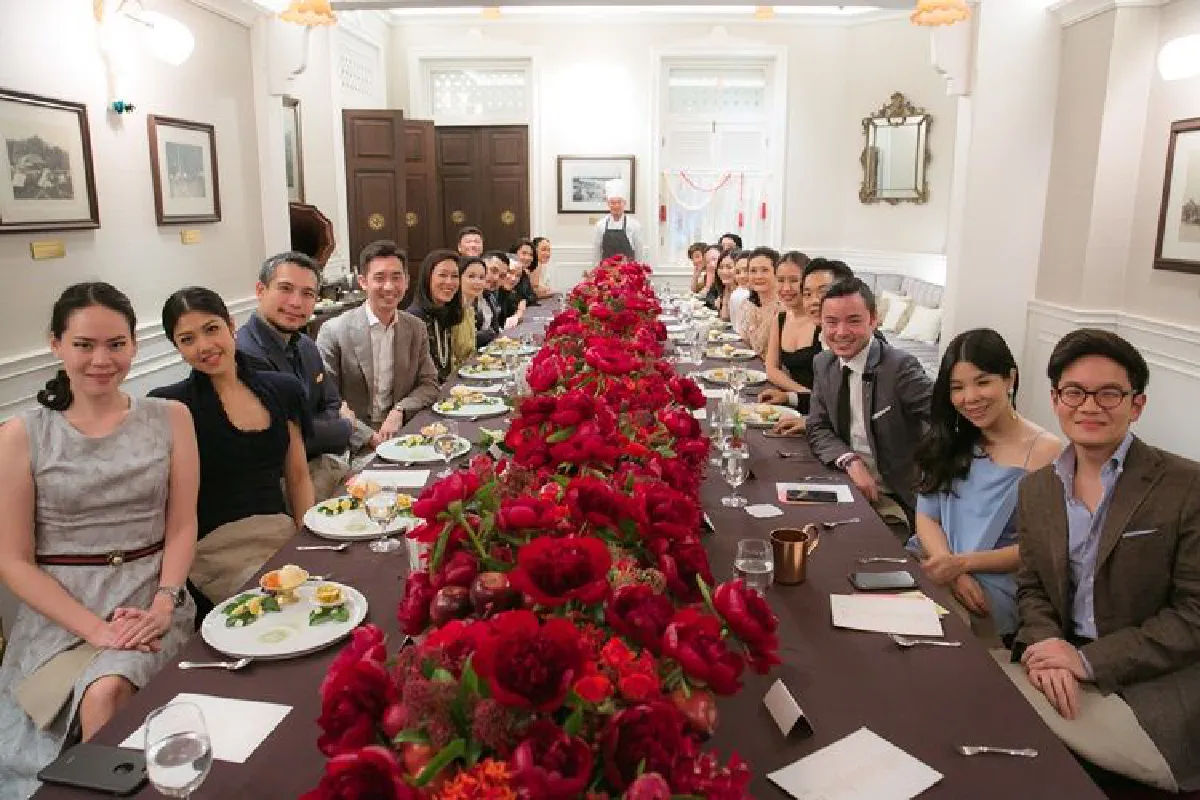 เปิดตัวอลังการ "บ้านสุริยาศัย" ร้านอาหารไทยในตำนาน เหล่าเซเลปคนดังร่วมงานคับคั่ง ท่ามกลางบรรยากาศสุดเอ็กซ์คลูซีฟ