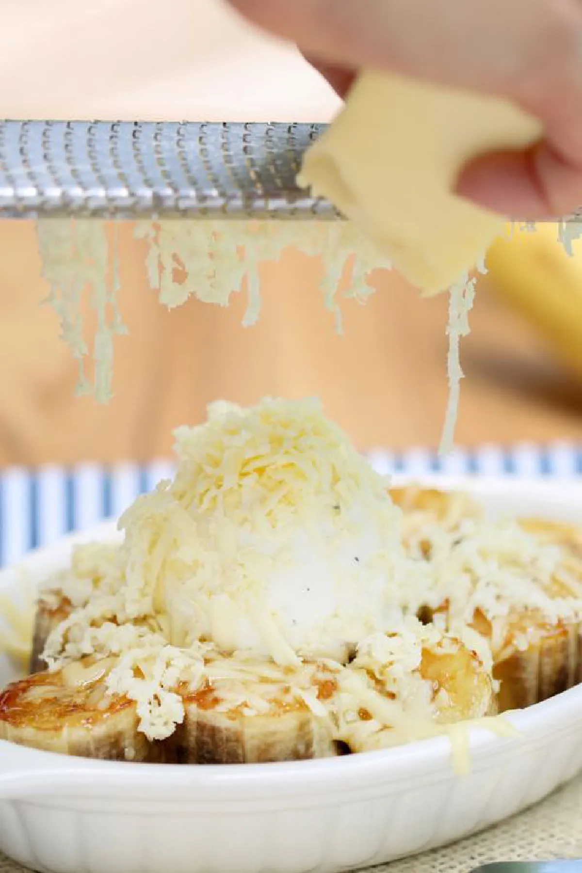 อบ อบ อร่อย Banana Cheddar Cheese