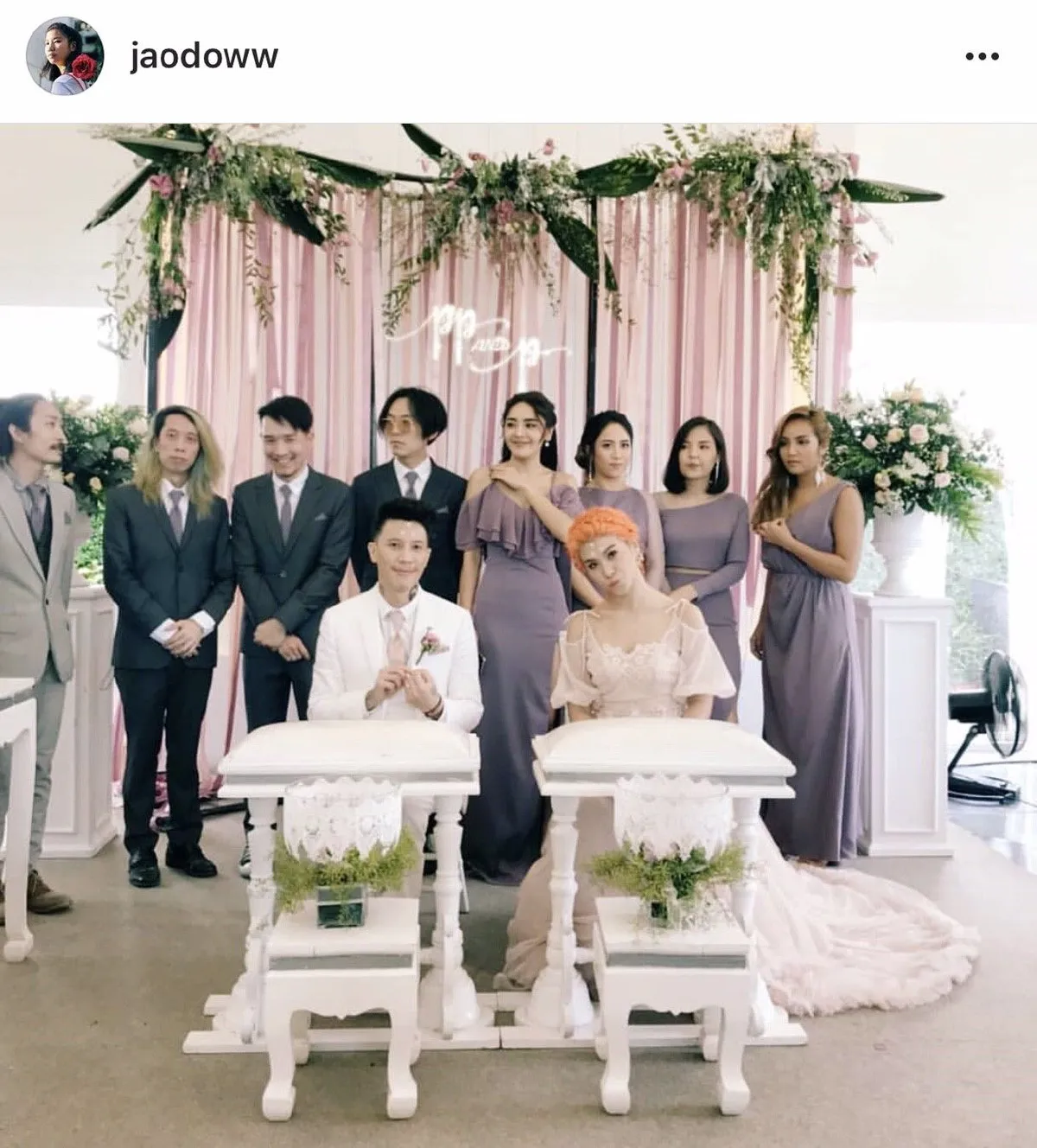 จัดเต็มในวันสำคัญ! พะแพง AF4 ย้อมผมสีส้มแป๊ดเข้าพิธีวิวาห์ แป๊บ Sweet Mullet