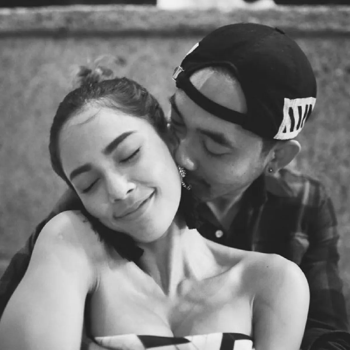 รักที่ไม่หวังสิ่งใด! บอล-อุ้ม กลั่นความในใจถึงกัน..ในวันที่รักสุกงอม