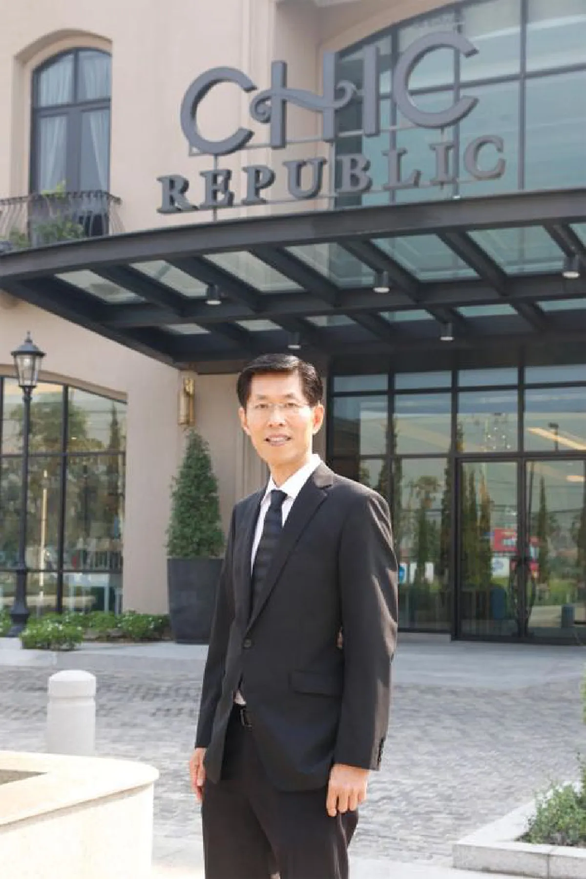 ชีวิตที่ ‘ชิค’ ทั้งกาย & ใจ กิจจา ปัทมสัตยาสนธิ