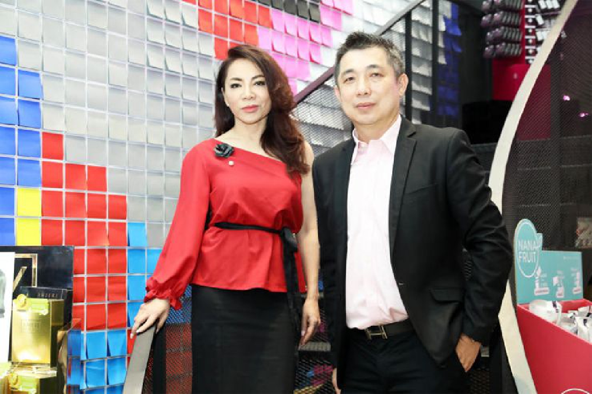 ณัฏฐ์พงษ์ ปัญจวรญาณ+ จารุวัลย์ วงศ์เจษฎาสกุล คู่หูธุรกิจแตกต่างอย่างลงตัว ณัฏฐ์พงษ์ ปัญจวรญาณ+ จารุวัลย์ วงศ์เจษฎาสกุล คู่หูธุรกิจแตกต่างอย่างลงตัว