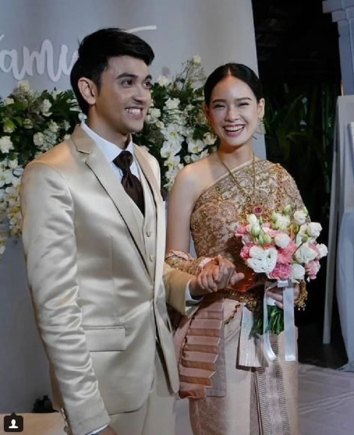 ชื่นมื่น! ลัท นลัท รองแชมป์มาสเตอร์เชฟ 2 จูงแฟนหนุ่มเข้าพิธีแต่งงานแล้ว