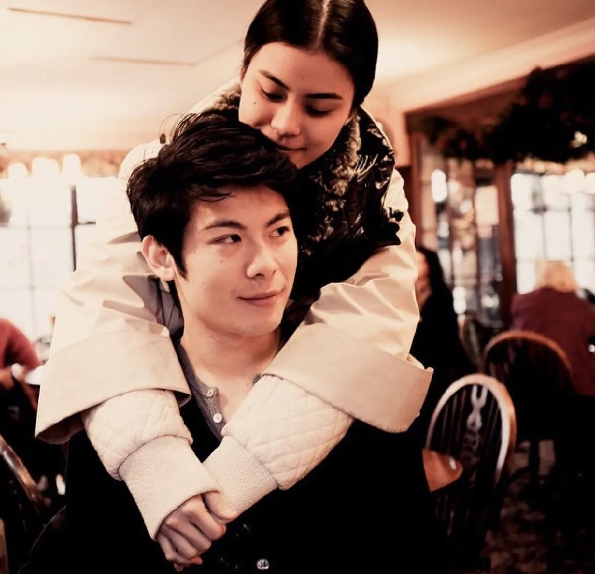 ภาพหวานมัดใจ! มัดหมี่-สัว สวีทมาก..ก่อนมีข่าวลือมือที่สามฉกสามี