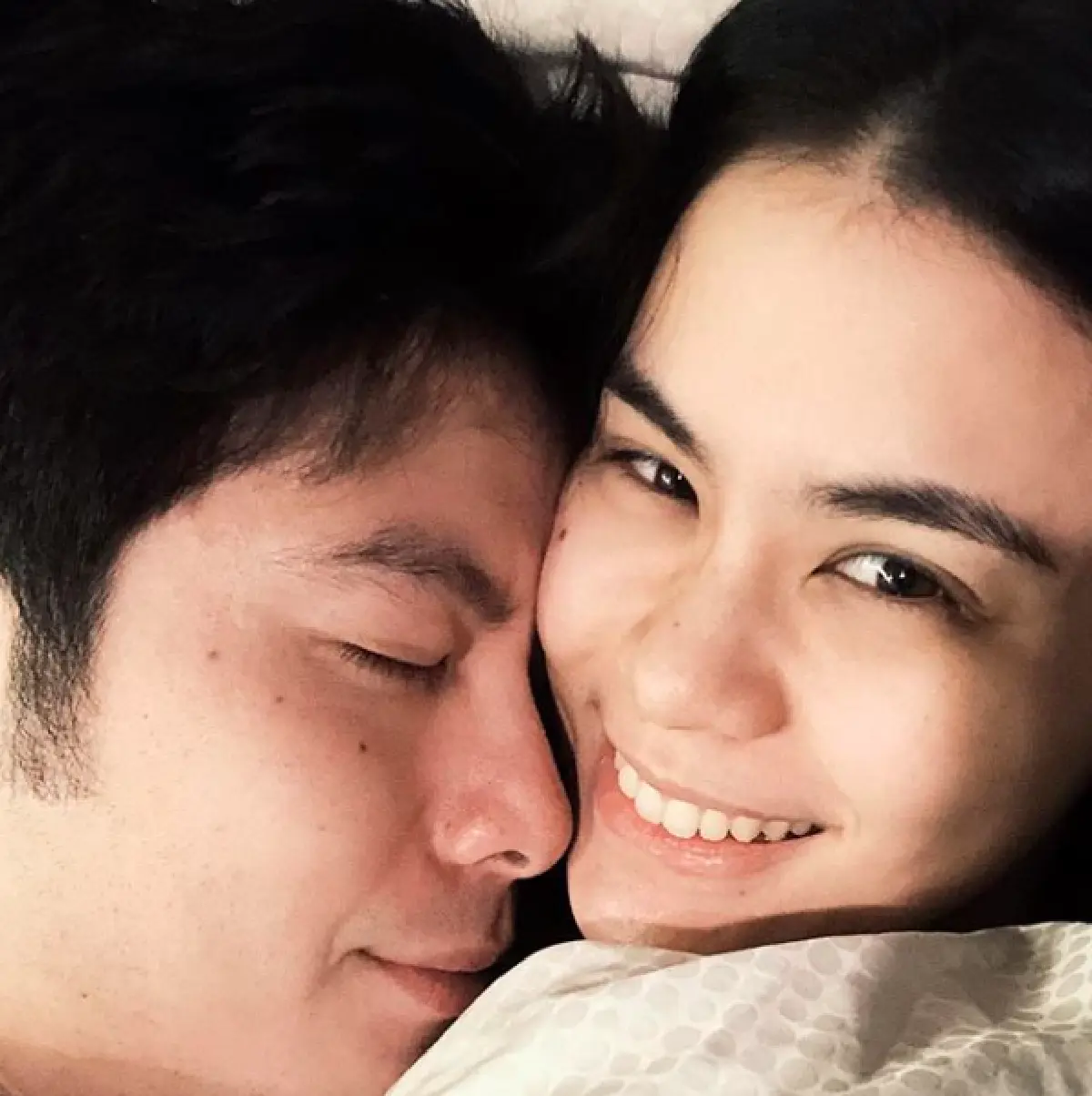 “มัดหมี่-สัว” ควงคู่เคลียร์ทุกปัญหา หลังถูกโยงข่าวมือที่สาม!