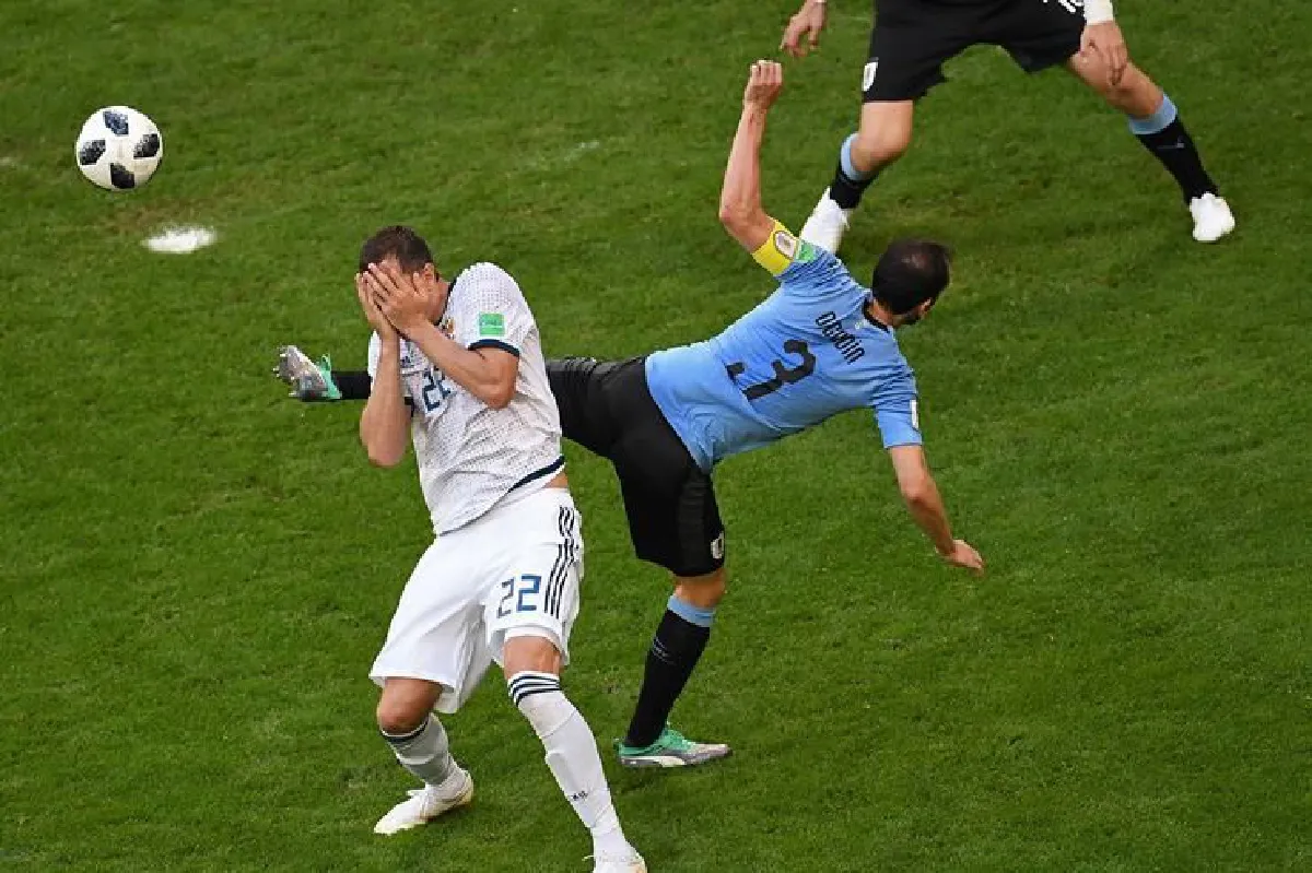 คาวานีปลดล็อก!อุรุกวัยอัดเจ้าภาพ3-0