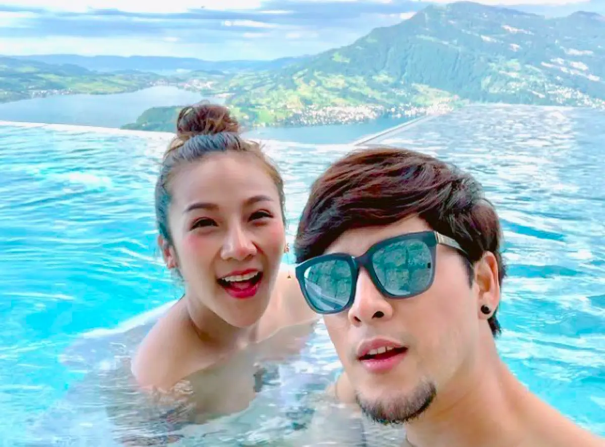 โมเมนต์หวาน “ทอม” ควง “ฟิล์ม” สวีทหวานยุโรป