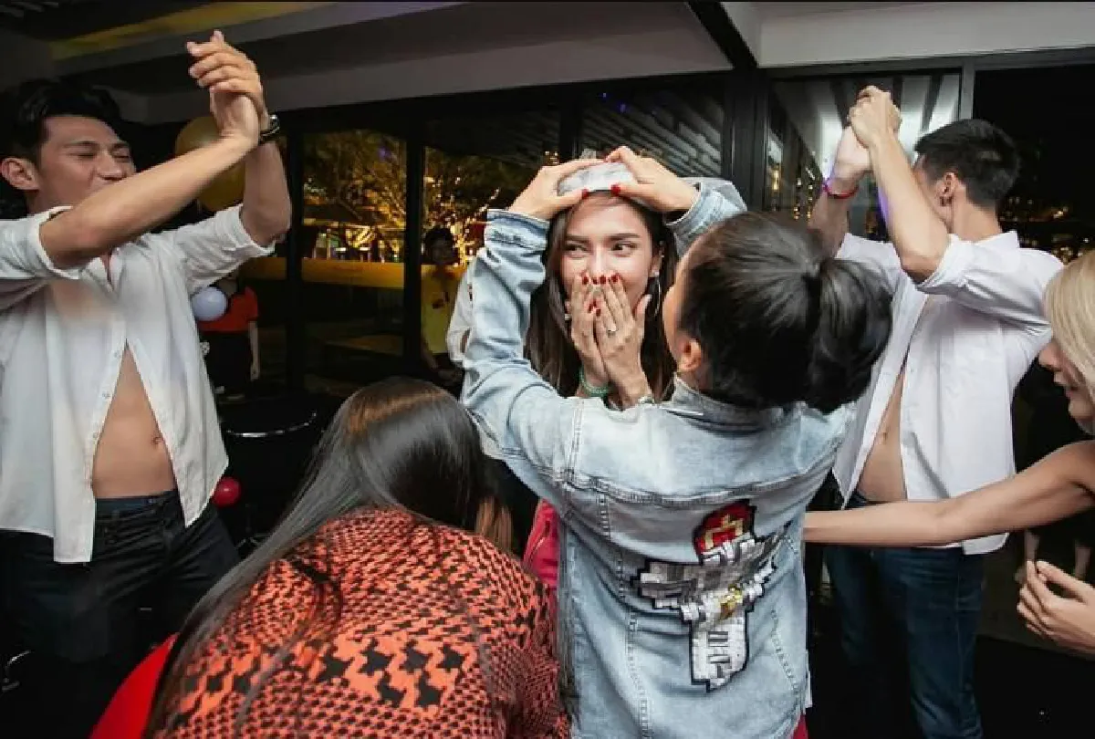 ส่องปาร์ตี้สละโสด อุ้ม ลักขณา ว่าที่เจ้าสาวสุดแซ่บคนต่อไป