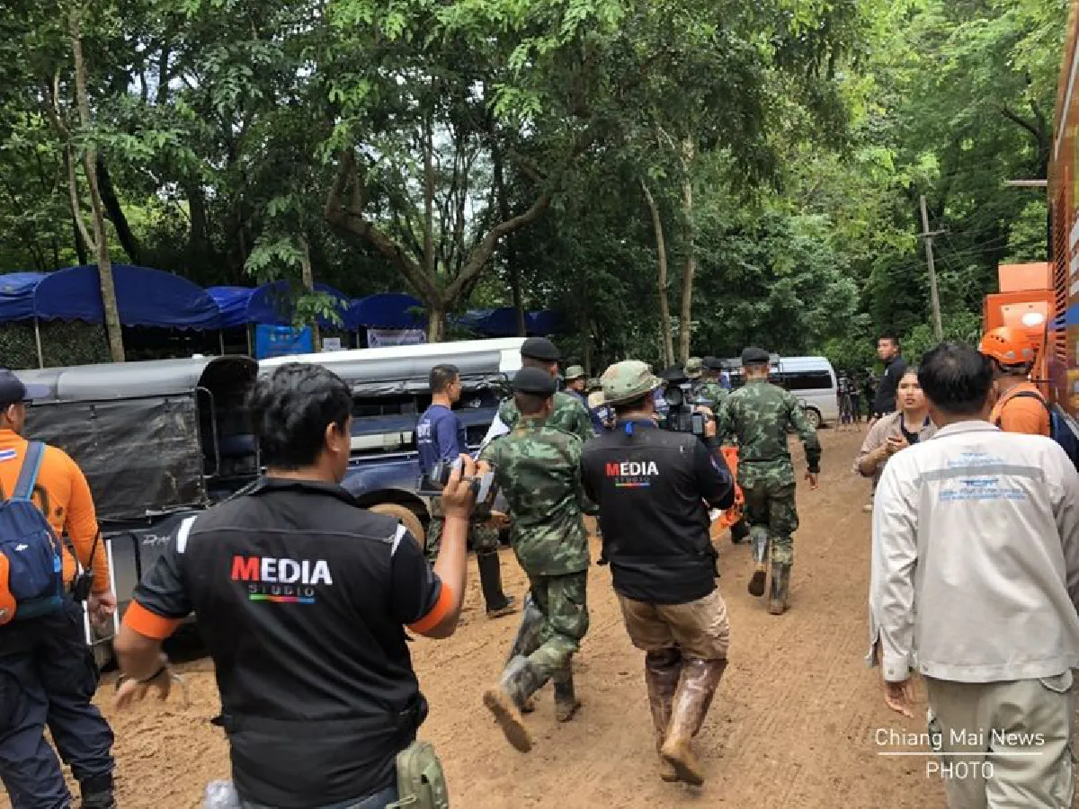 ไฟฟ้าช็อตในถ้ำหลวง-เจ้าหน้าที่ช่วยทีมหมูป่าเจ็บ1ราย