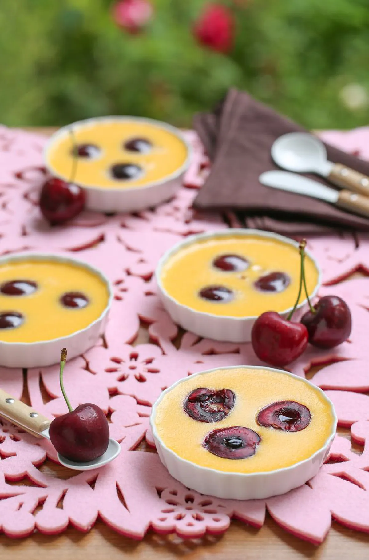 อบ อบ อร่อย Warm Cherry Pudding