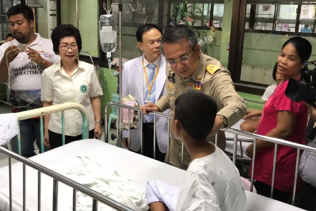 มะลอกอฝรั่งทำพิษ!หาม14นักเรียนส่งร.พ.ท้องเสียรุนแรง มะลอกอฝรั่งทำพิษ!หาม14นักเรียนส่งร.พ.ท้องเสียรุนแรง