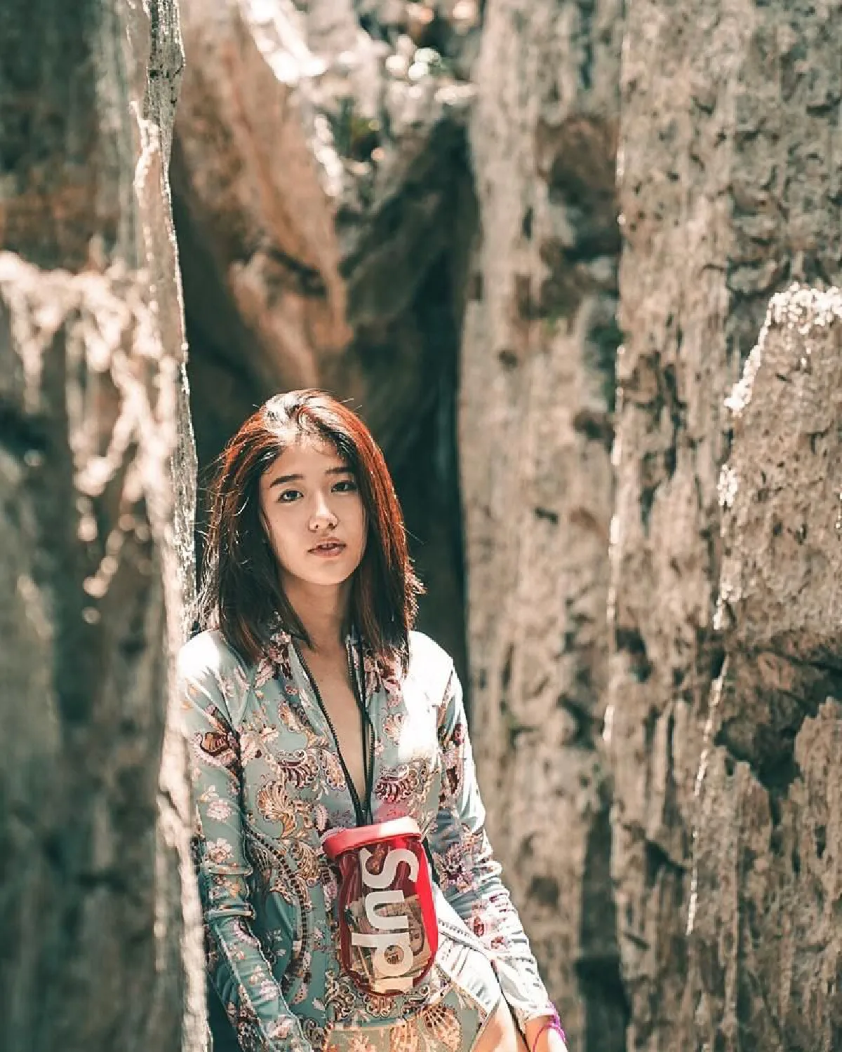 เซ็กซี่ขึ้นเรื่อยๆ! แก้ว จริญญา อวดหุ่นเป๊ะขาเรียวสวยในชุดวันพีซ