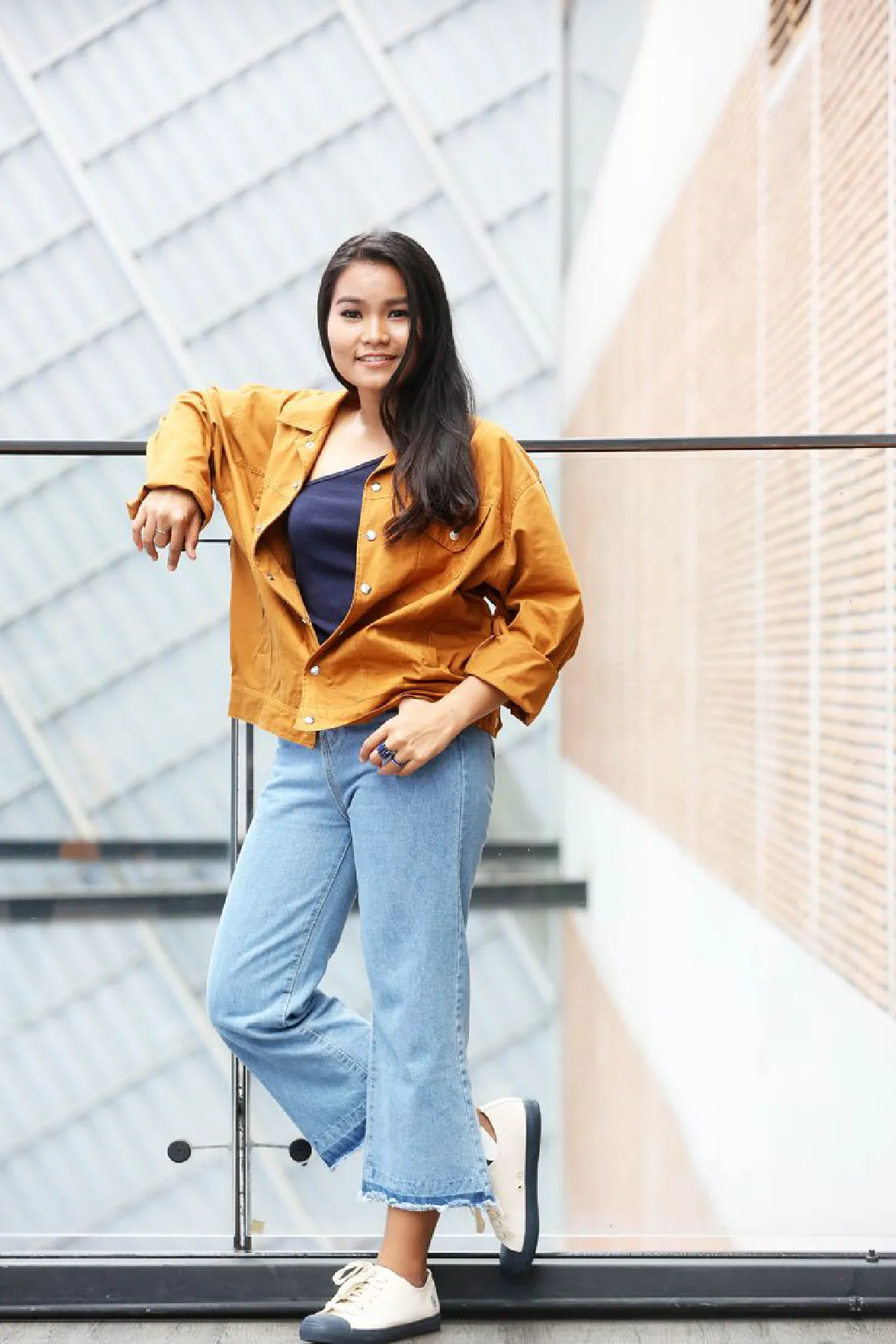 เสียงของดอกหญ้า ปรัชญาลักษณ์ โชติวุฑฒินันท์